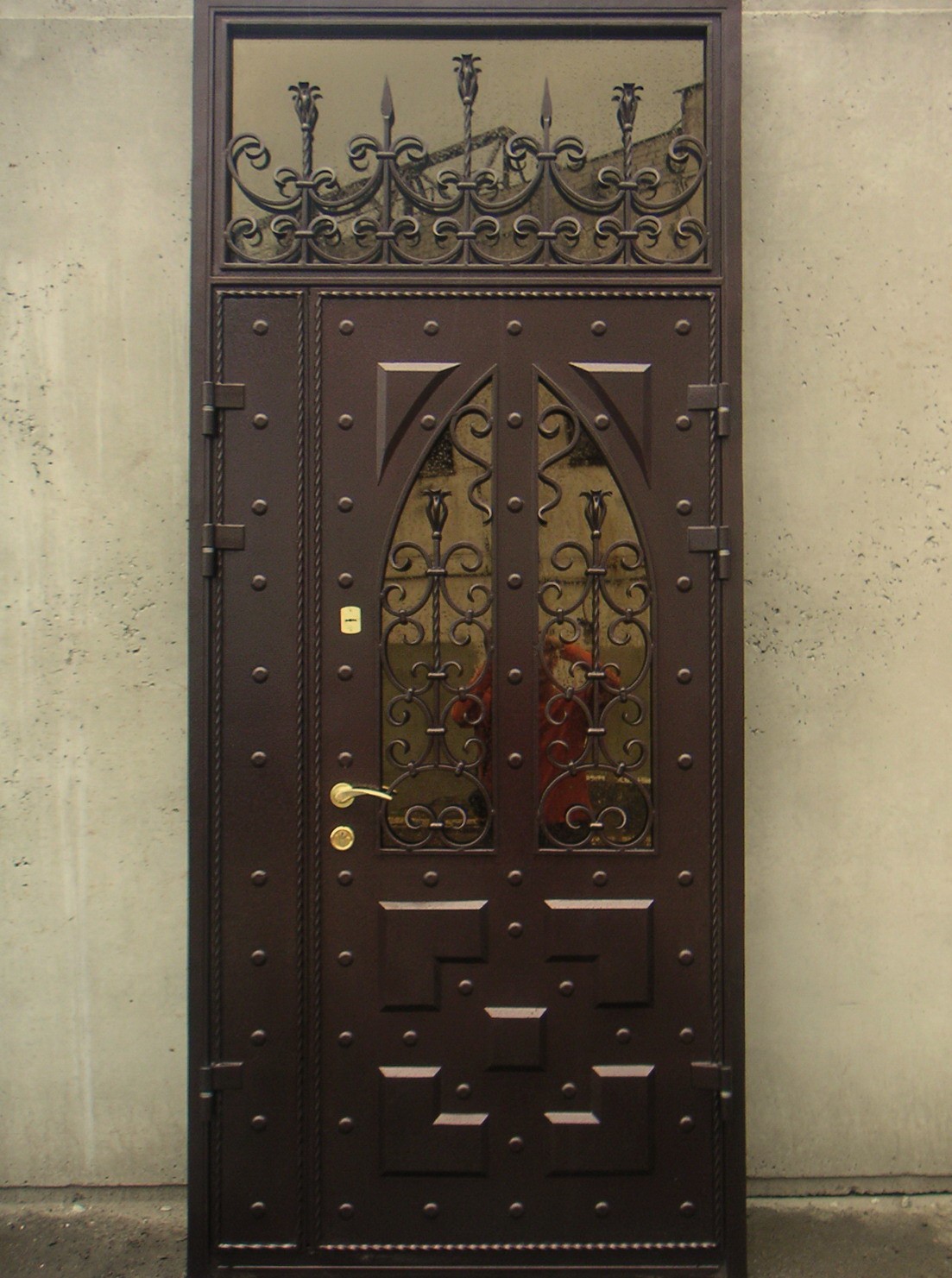Дверь входная Гардиан бронированная со стеклом