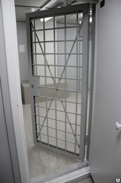 Сертифицированная дверь для комнаты хранения наркотических веществ (КХН)